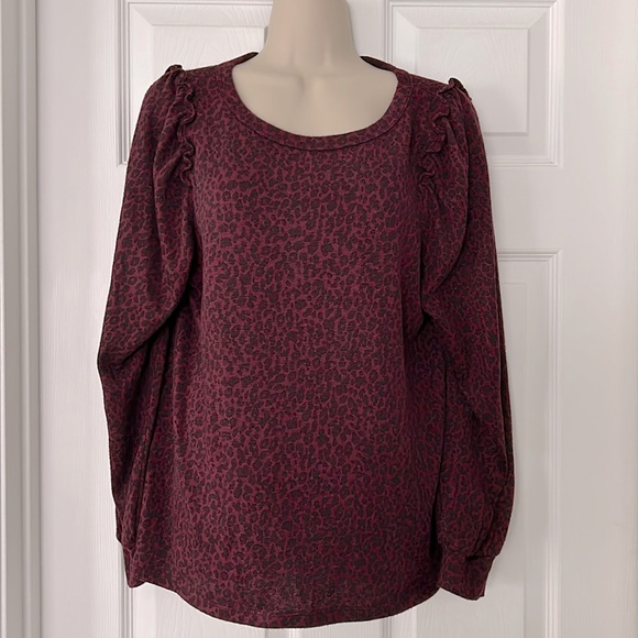 Banana Republic Leopard Sweater Top Size S - Picture 2 of 5